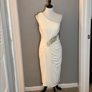 NWT David Meister formal dress w silver beading